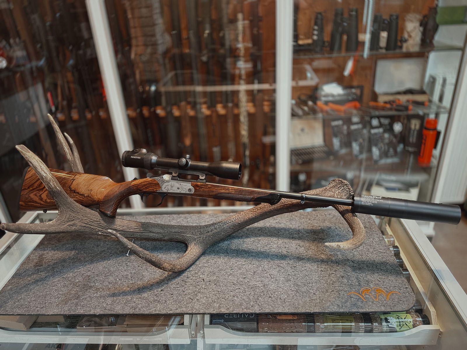 Blaser K95 Luxus – Cal. .308 Win. | Classe de bois 6 | Swarovski Z6i | Hausken 224 Lite