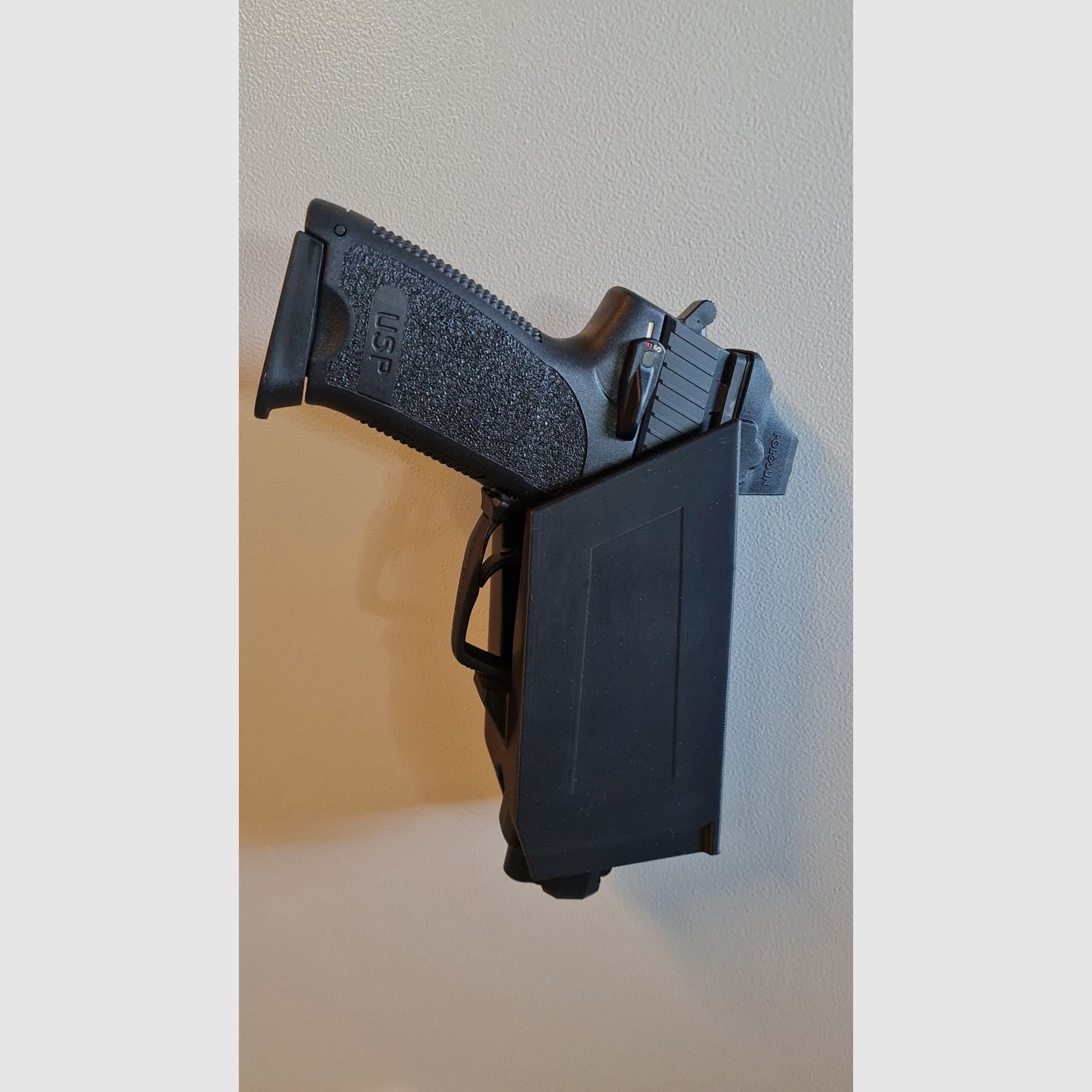 Handgun Mount
