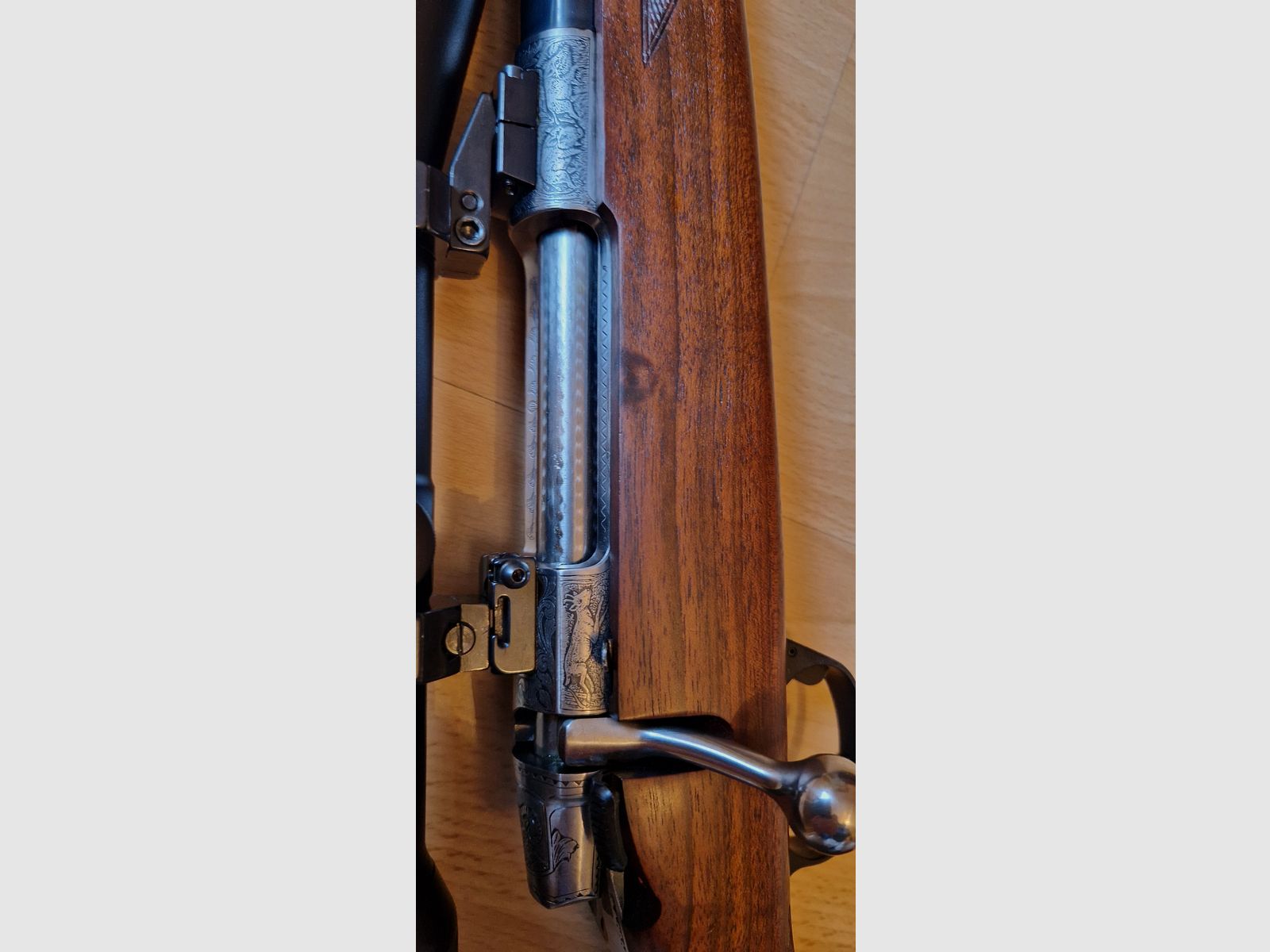 Fucile ripetitore Antonio Zoli AZ 1900 Bavaria Super Lusso con cannocchiale Swarovski