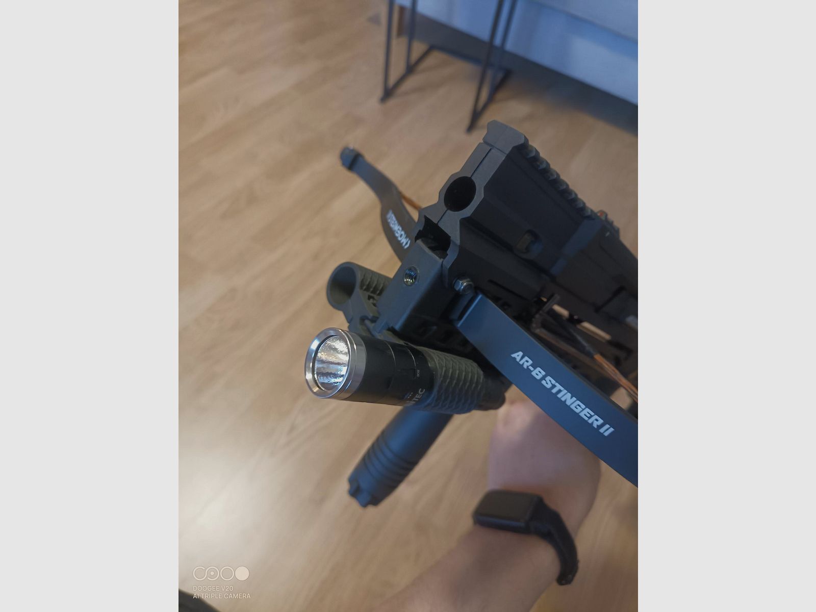 Steambow Stinger AR6 Tactical met veel accessoires