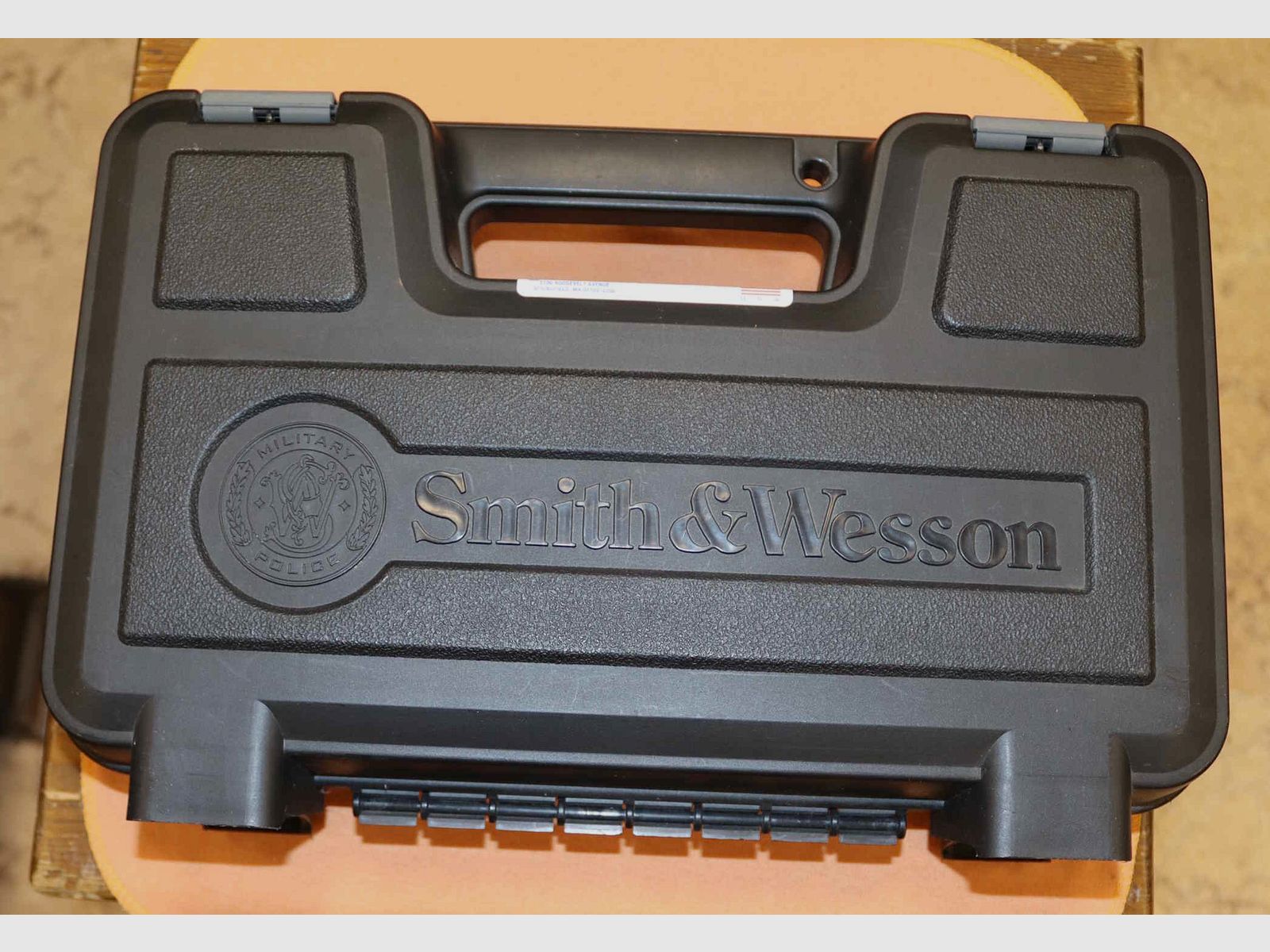 Smith & Wesson MP40 Pistol Caliber 40 SW, image 9 of 9
