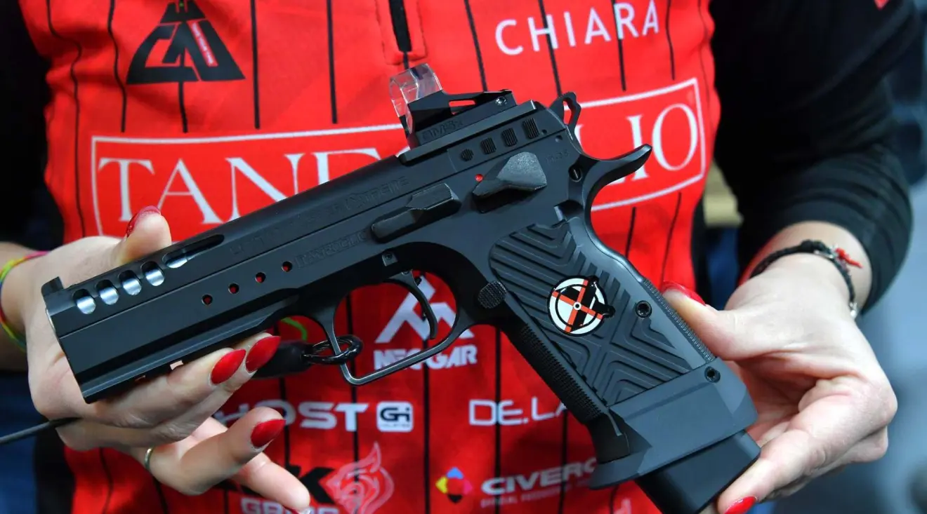 PISTOLA SEMIAUTOMATICA TANFOGLIO LIMITED MASTER XTR CAL 9X19 BLACK O CROMATA