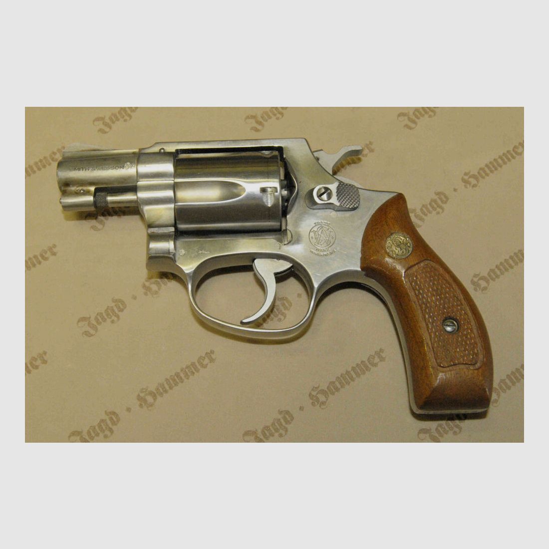 Smith & Wesson 60