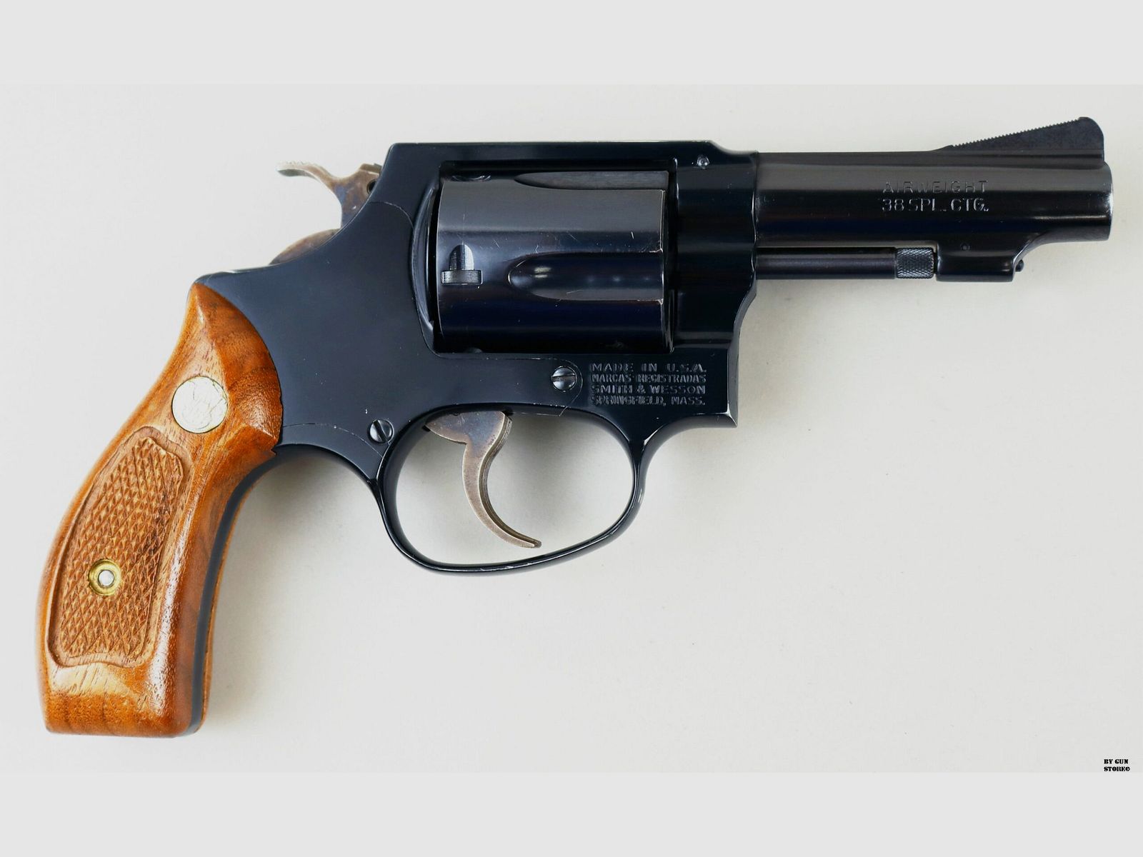 Revolver Smith & Wesson mod. 37 Airweight cal. 38 Spec n° de série J670009, image 3 sur 10