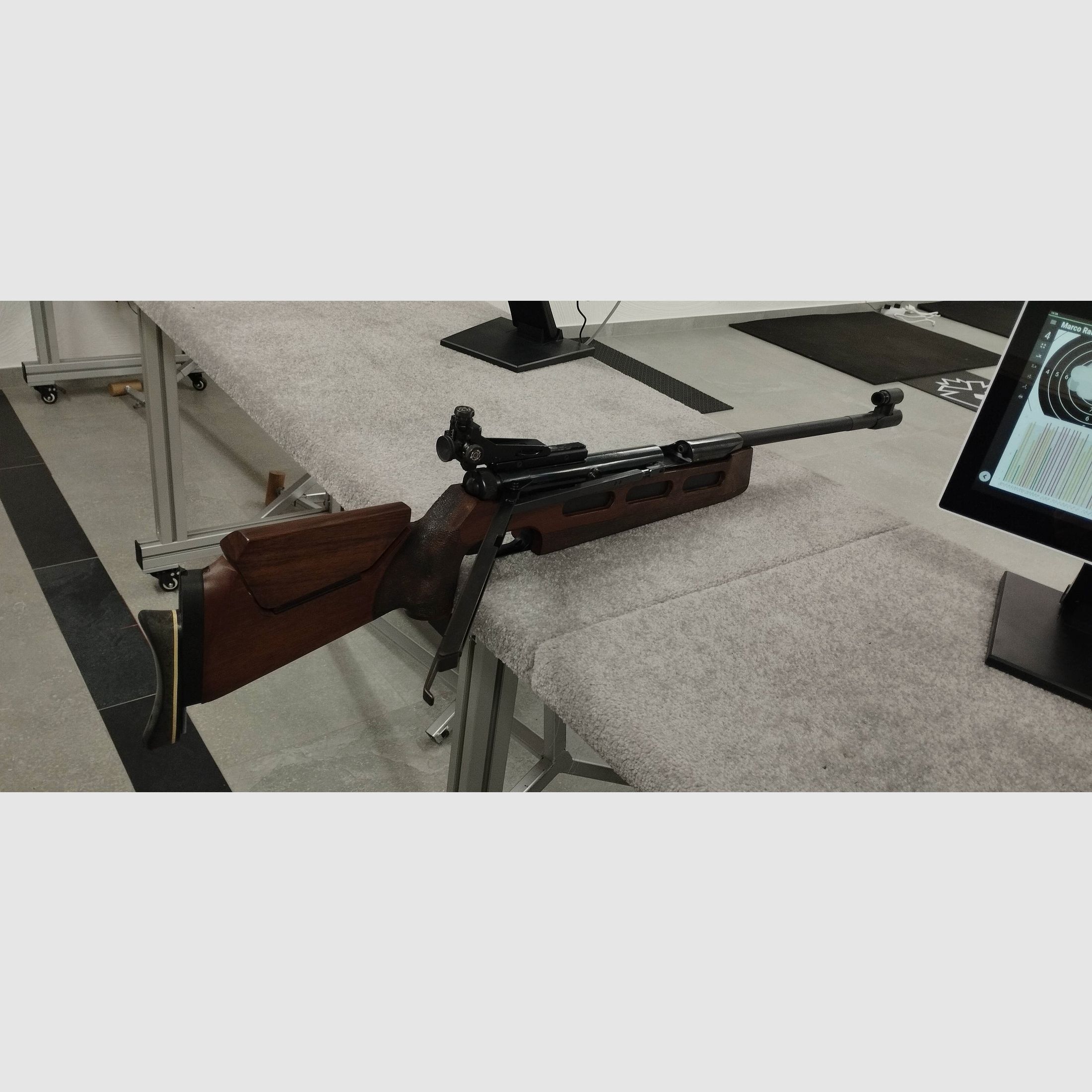 DIANA 75 Match Luftgewehr Cal.4,5mm + verstellbares Ringkorn 