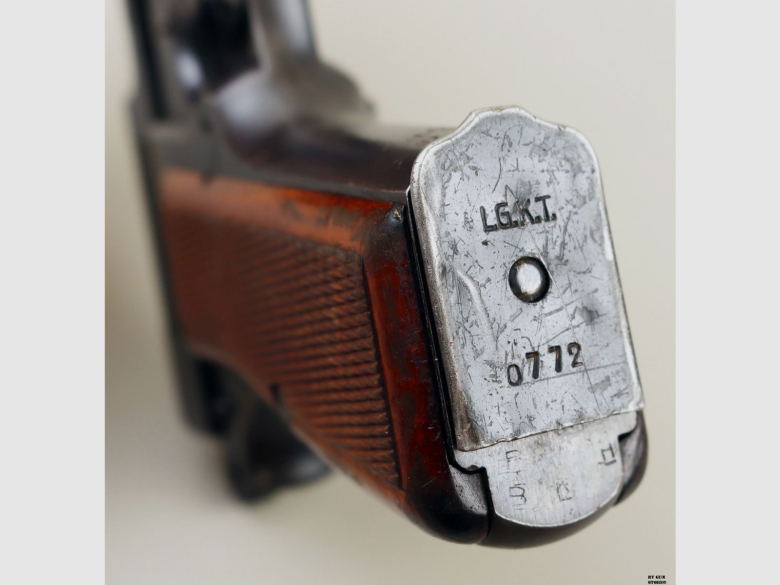 Pistole Fabrique Nationale F.N. mod. HP35 LGK cal. 9×19 matr. 9008, Bild 9 von 9