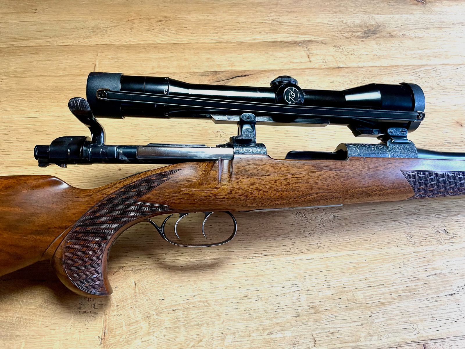 Repetierbüchse Karl Hauptmann Mod. Ferlach Kal. 6x62 Frères mit ZF Zeiss Diavari Z  1,5-6 x42 - neuwertig
