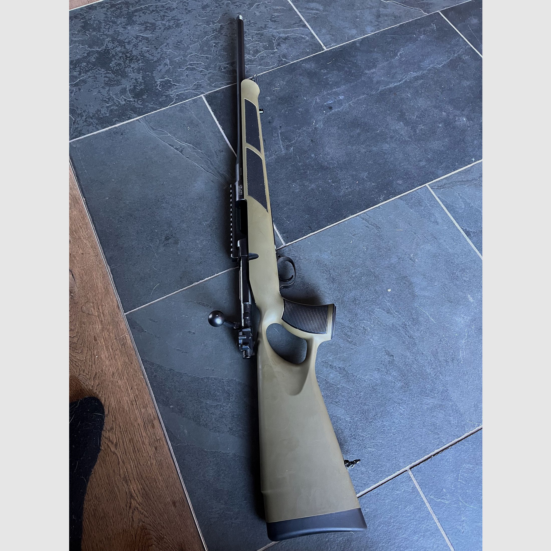 Repeater rifle 9.3x62 as new, threaded, hole stock, 98 system