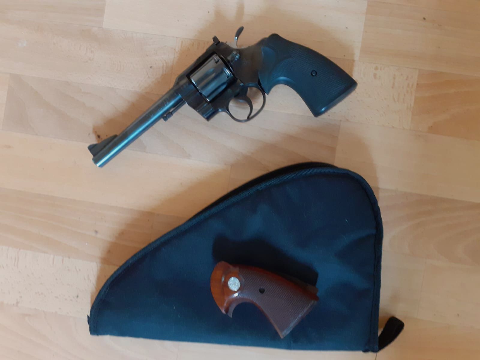 Revolver .357Magnun Colt Trooper