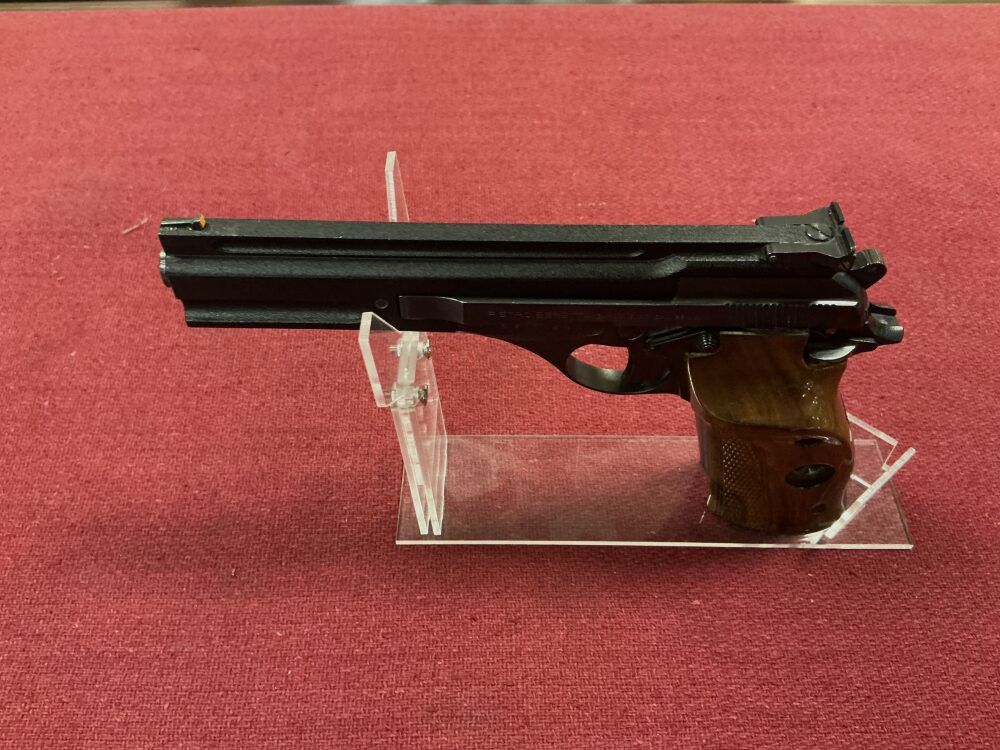 Beretta Model 76