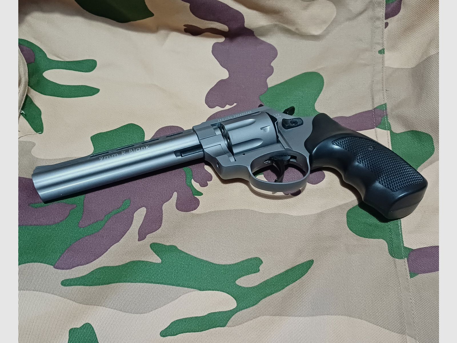 Schreckschusspistole Zoraki R1 6 Zoll PTB 1009 STAHLTROMMEL!