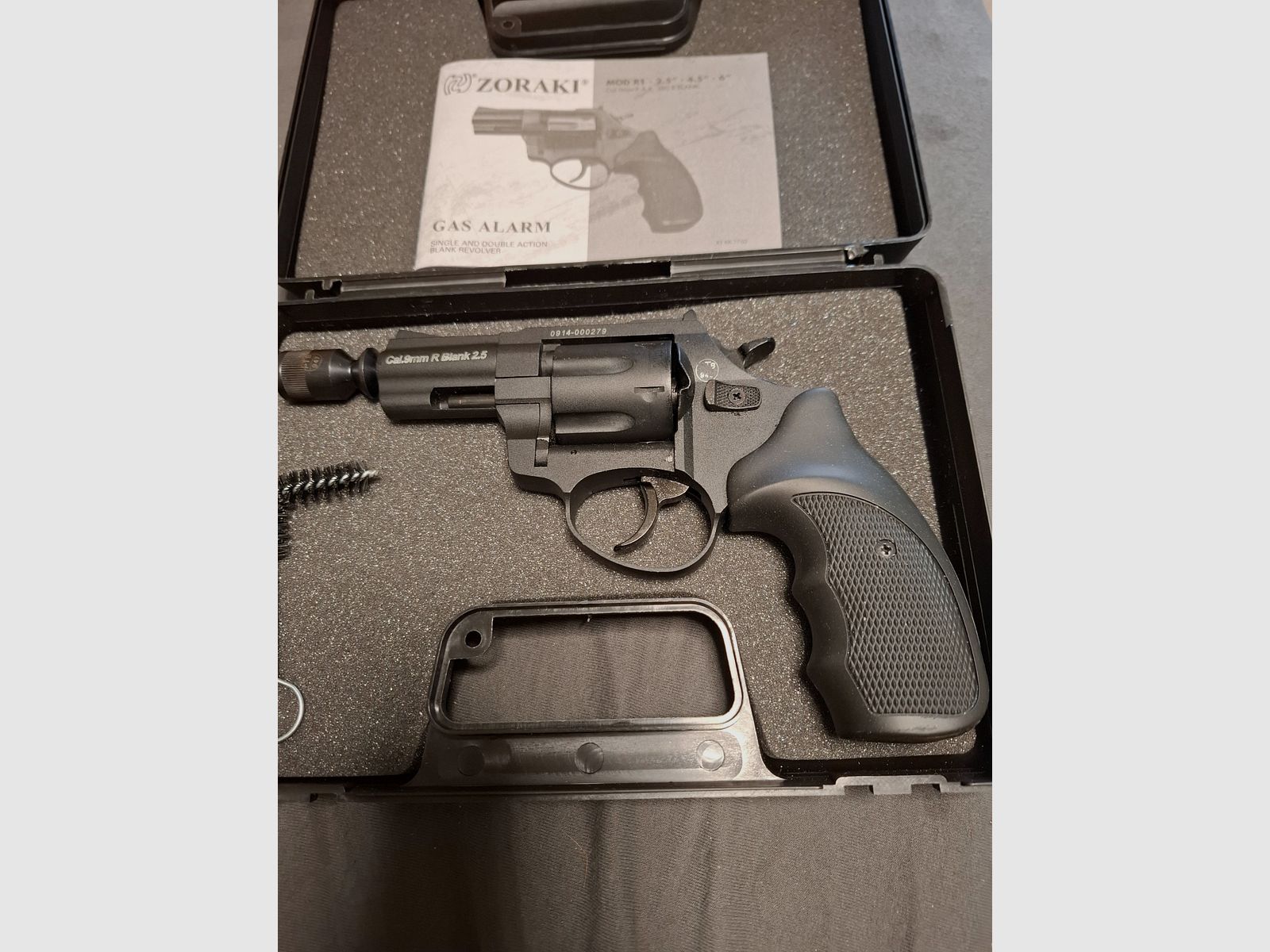 Zoraki R1 2,5" Stara PTB 947 z bębnem stalowym, zdjęcie 1 z 3