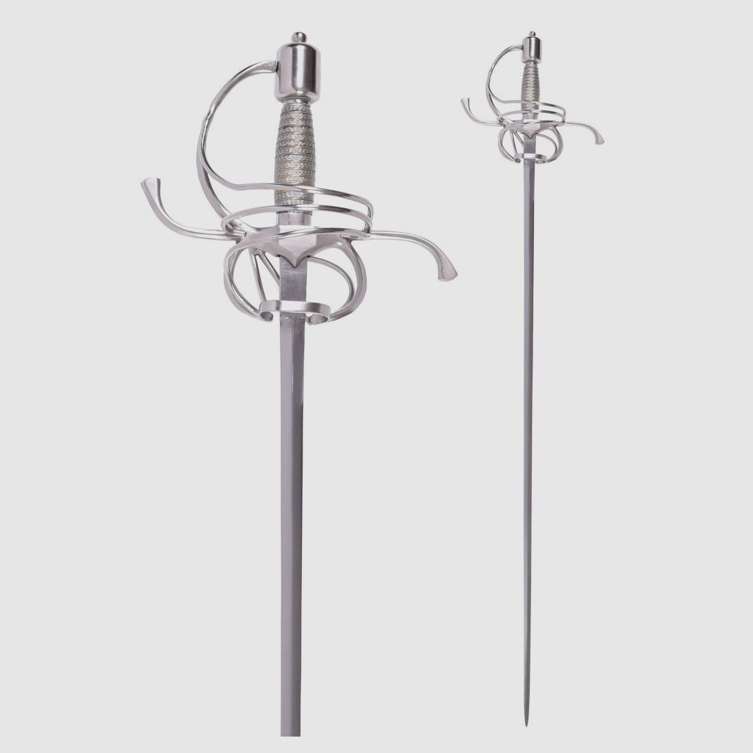 Deutsches Korbrapier mit Scheide