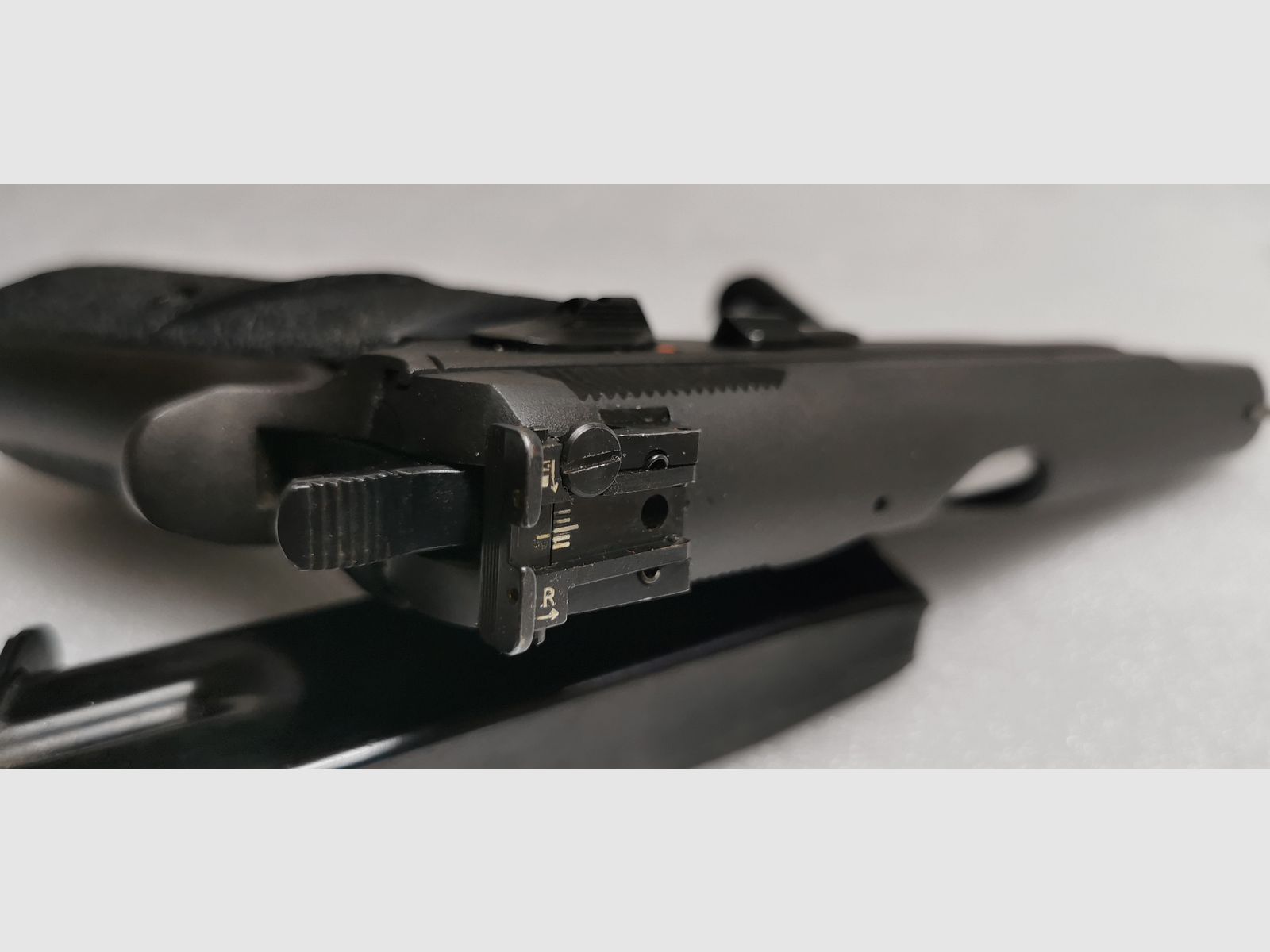 Pistolet CZ 75 Ceska Cal, 9mm Luger