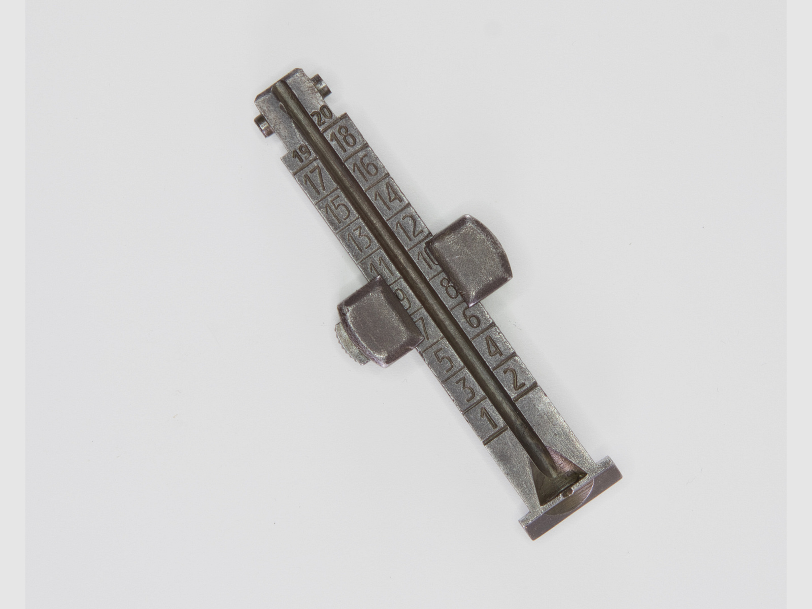 Karabiner K98 Visier mit Visierkurve und Blattfeder