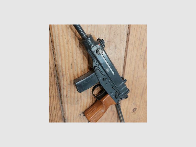 Deaktivierte unbrauchbar gemachte Scorpion VZ61, Bild 10 von 12