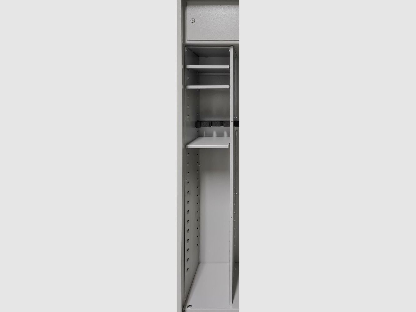 Waffentresor – LWT-1.160/10E – 1.600 x 700 x 500 mm – mit Regaleinsatz