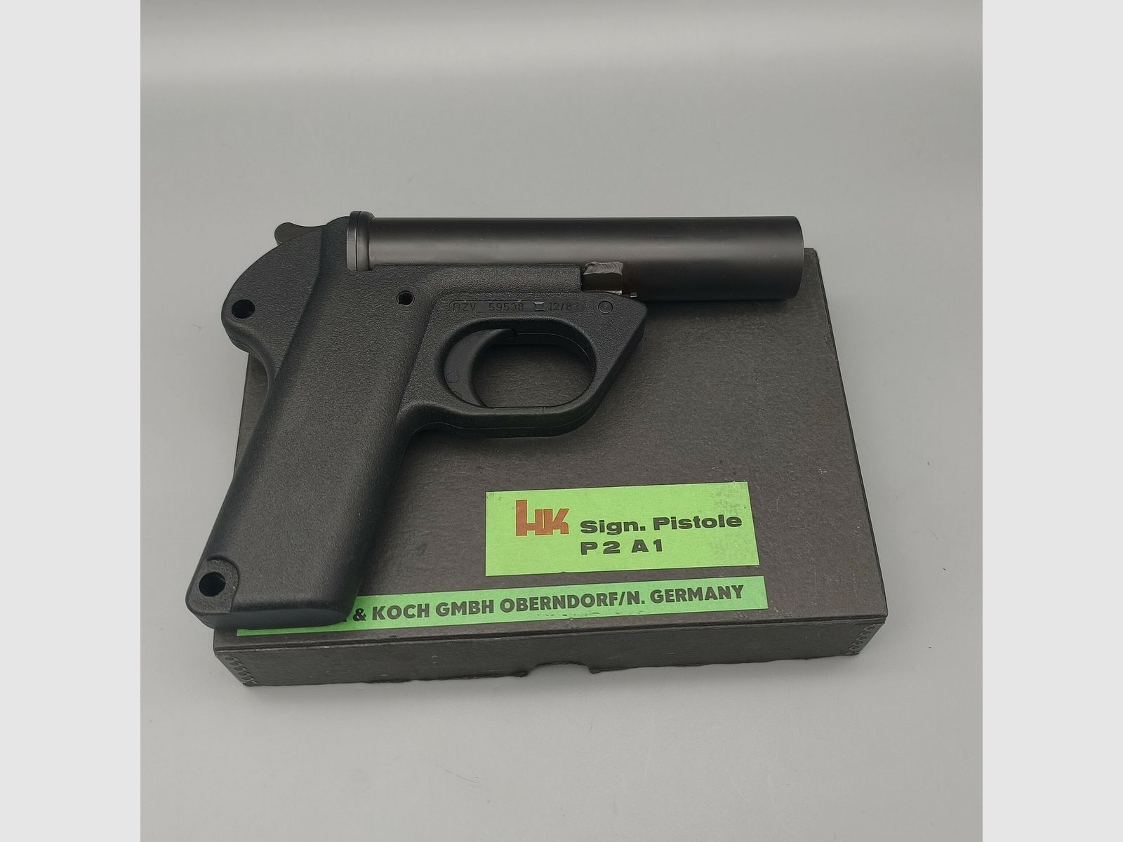 Heckler & Koch Pistolet sygnalizacyjny P2A1 Kaliber 4 cale w oryginalnym pudełku 4 (sygnał)