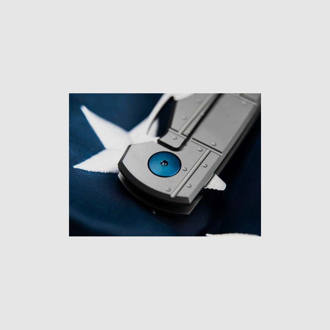 Böker Plus P-51 Damast Titan Taschenmesser