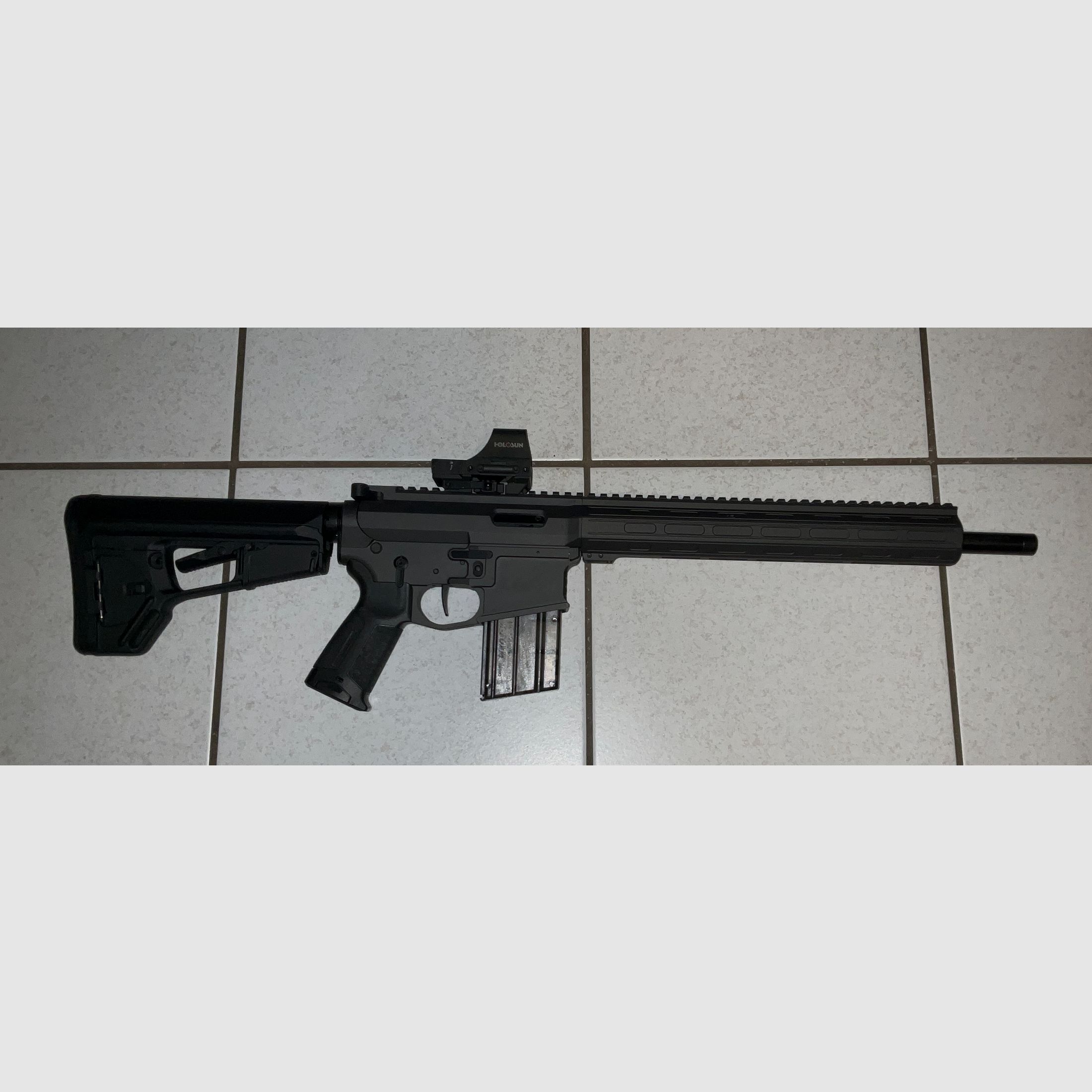 DAR AR15 Halbautomat Exclusiv in .223 und .22 Wechselsystem