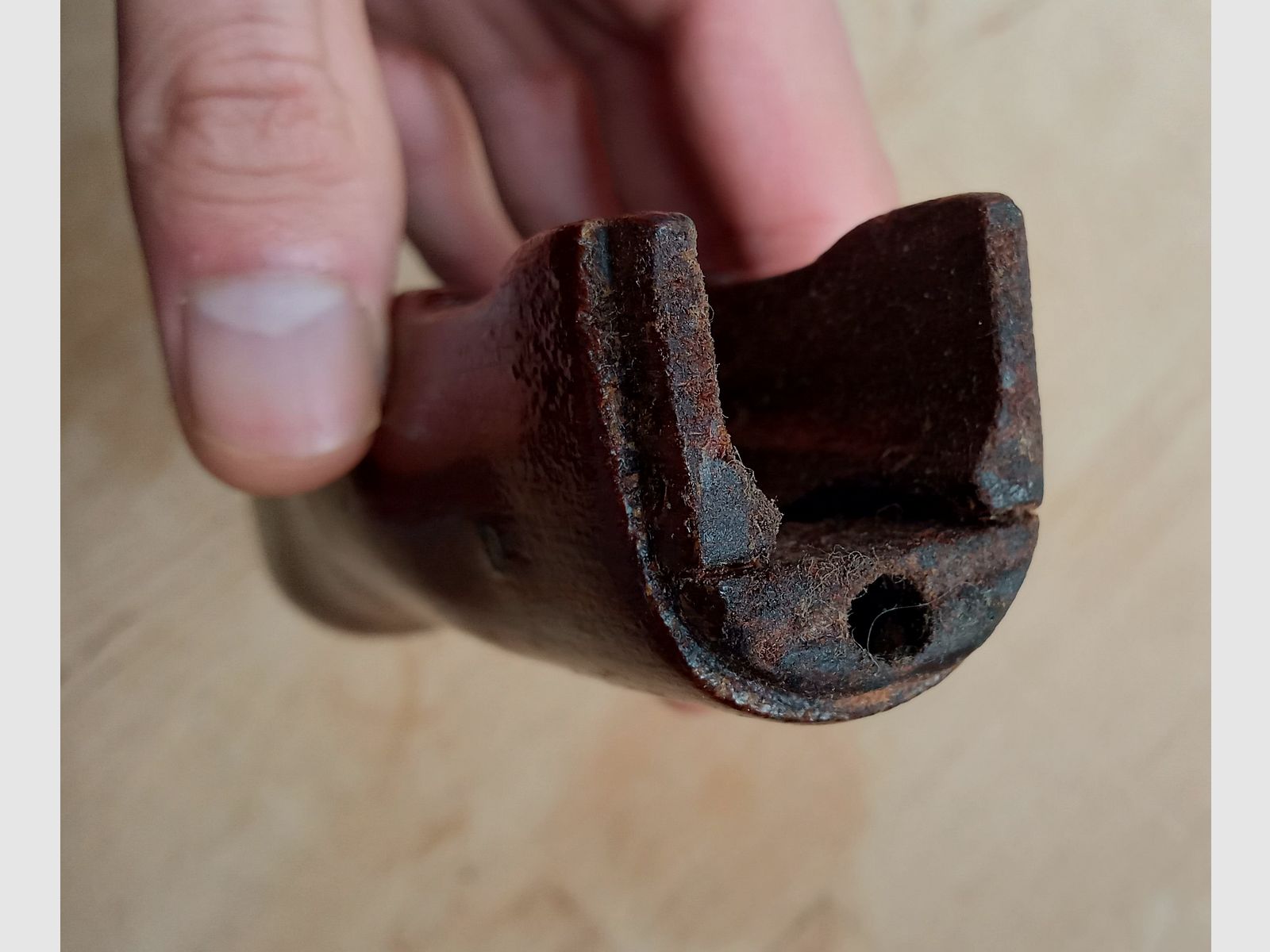 #3 unterer AK Palmswell Handschutz Holz vermutlich Rumänien