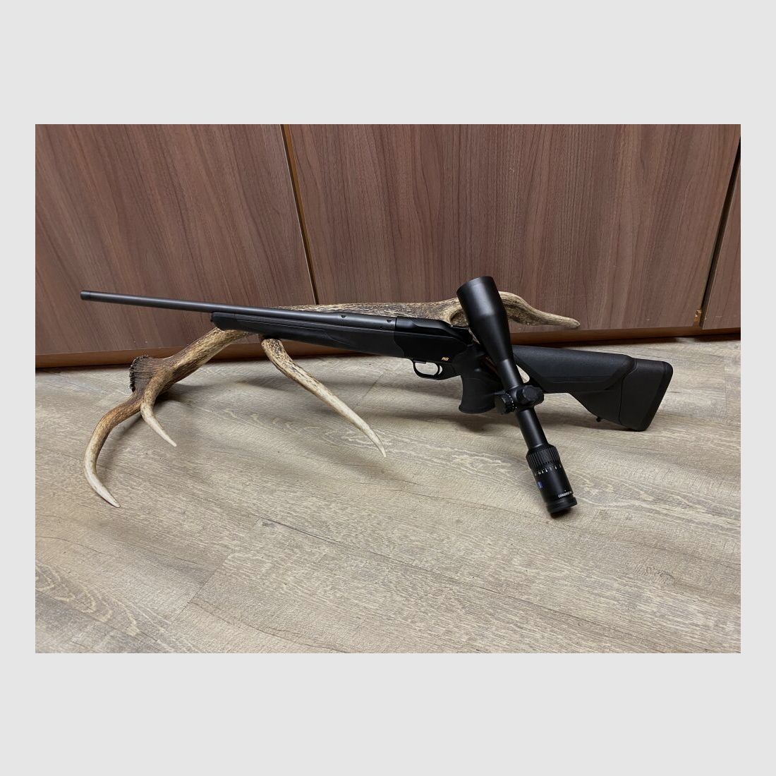 Blaser R8 Ultimate, con Zeiss Conquest V4 3-12x56, senza guida