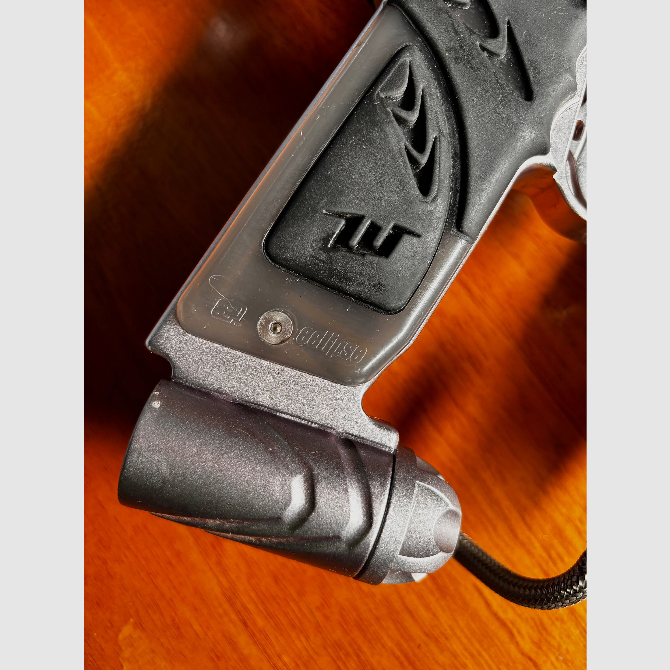 WGP Karnivor Autococker mit Halo B Hopper