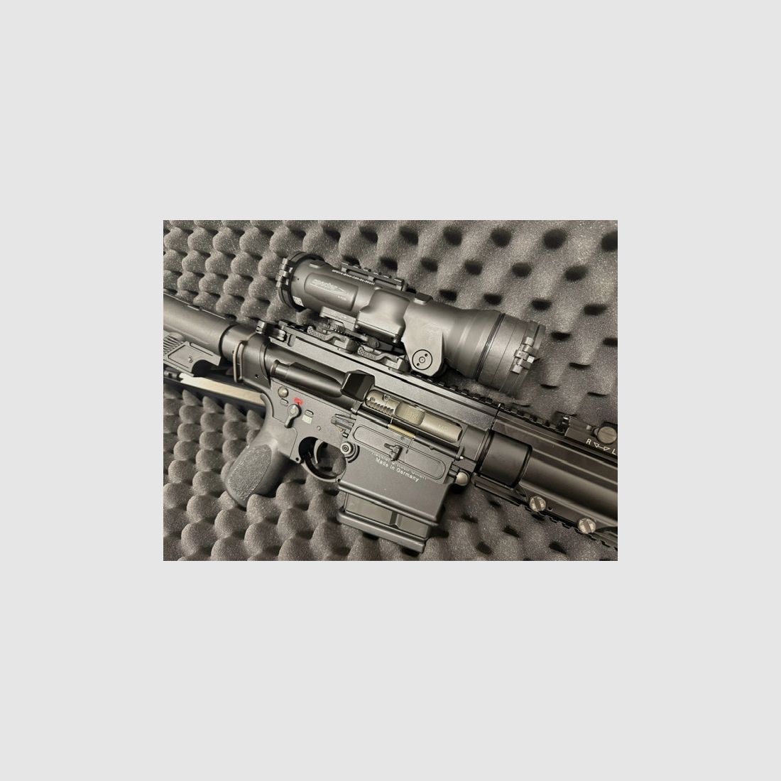 Heckler u. Koch MR308 13" incl. Elcan Specter DR 1,5x / 6x kal. 7.62, FDE richtkijker