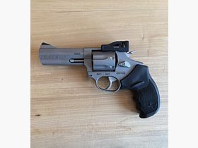 Taurus Tracker 627 Cal. 357 Mag.