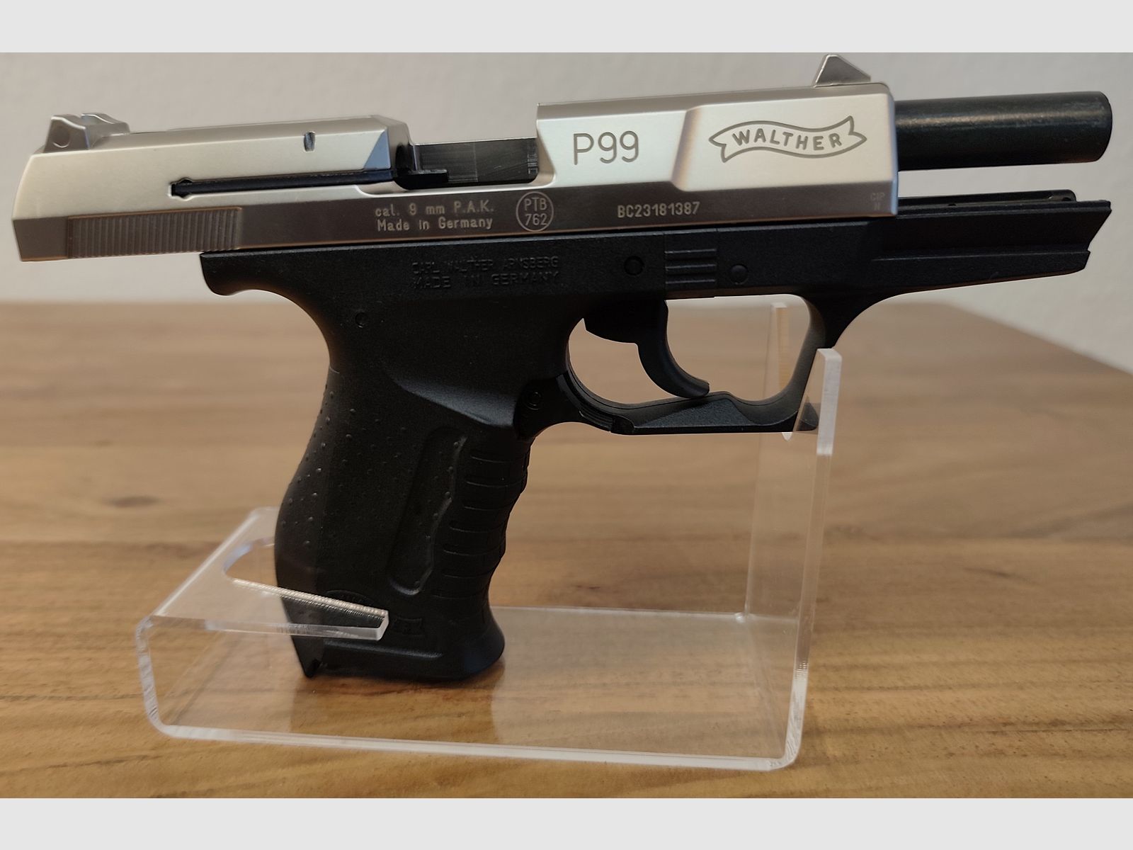 Wather P 99 Nickel kal. 9mm PTB 762 w stanie nowym