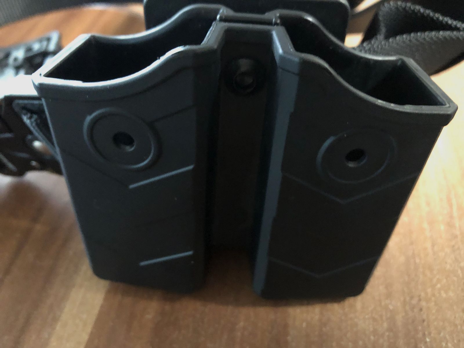 fondina tattica per cintura modello Black Hawk 2100298 con tasche per due caricatori in cintura