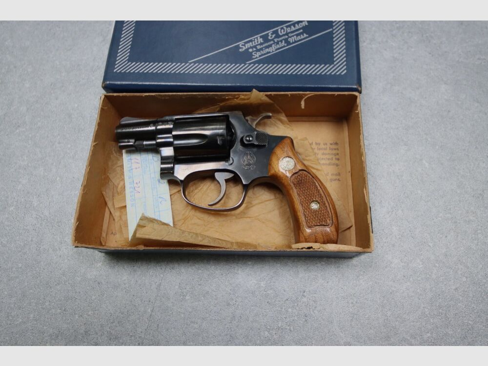 Smith & Wesson Mod 36