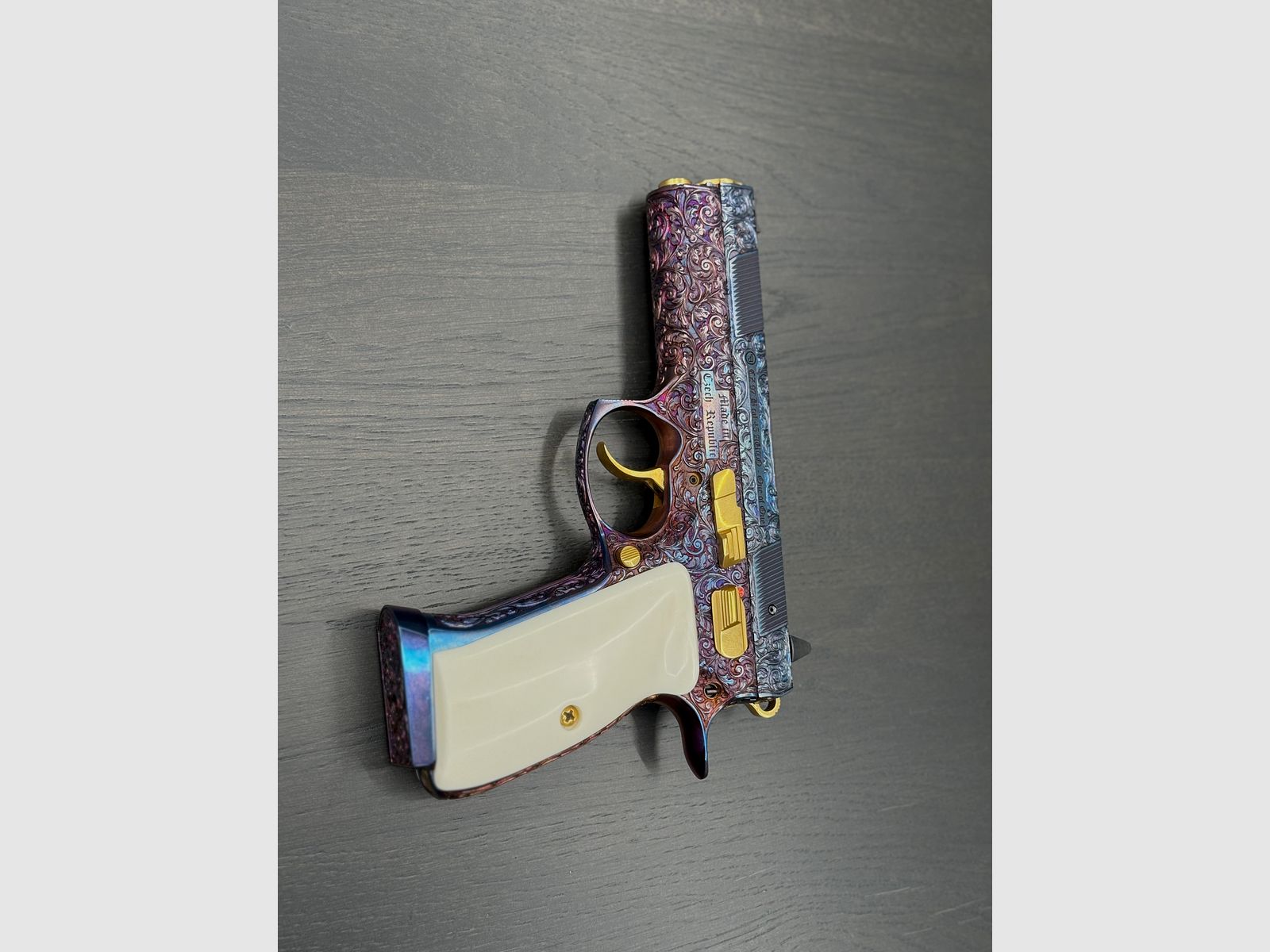 CZ 97 B Eins von Eins René Ondra