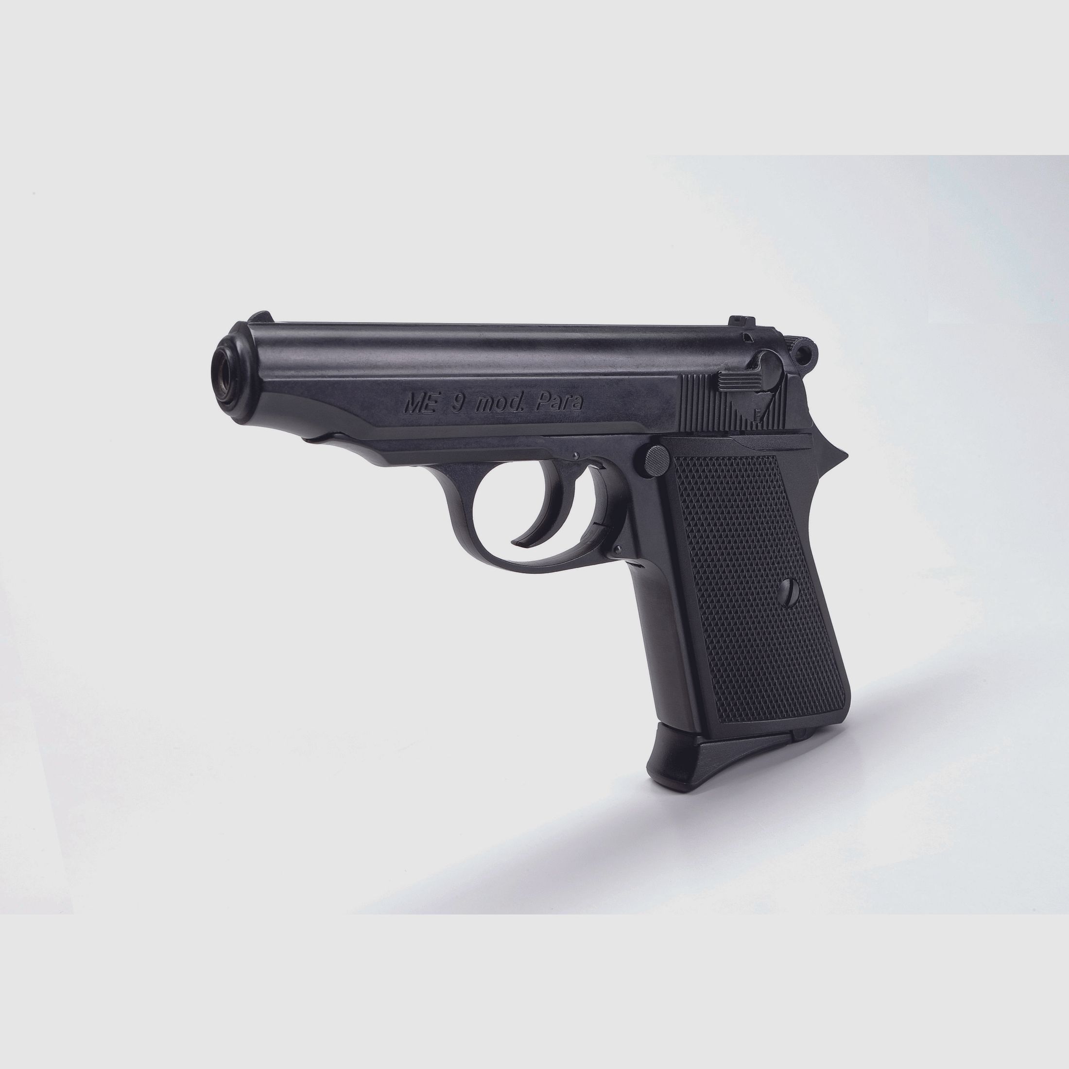 ME 9 Mod. Para, Kal. 9 mm P. A. Knal, zwart geblauwde