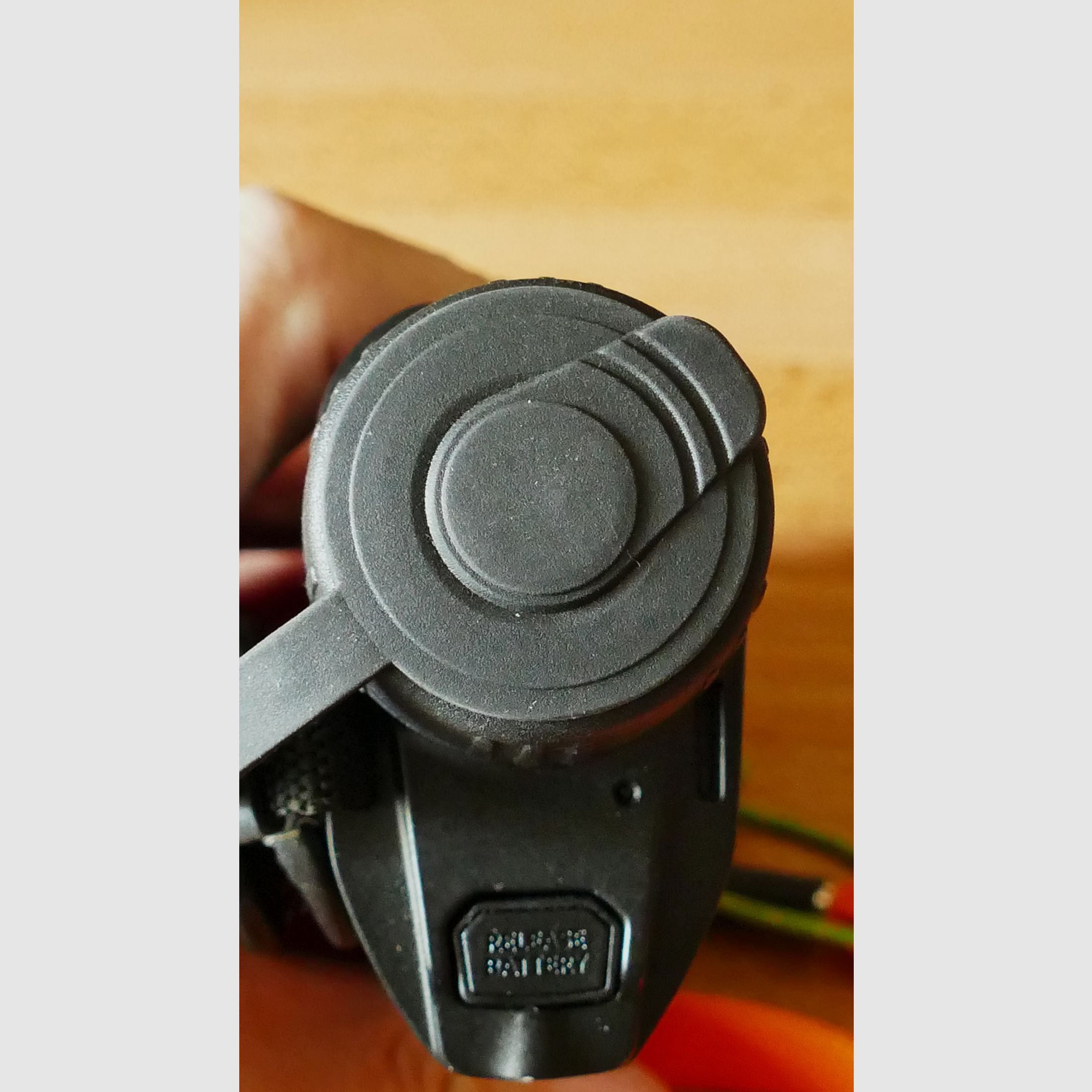 Wärmebildkamera PULSAR Axion Key XM30 mit 4 Akkus / Originalverpackung / Ladegerät / Tasche / ....