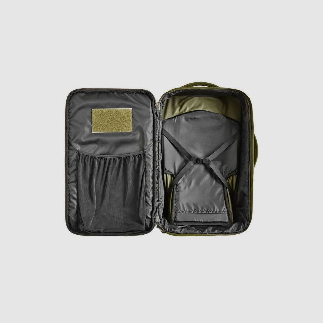 Mochila de viaje Bergara 30l verde oscuro