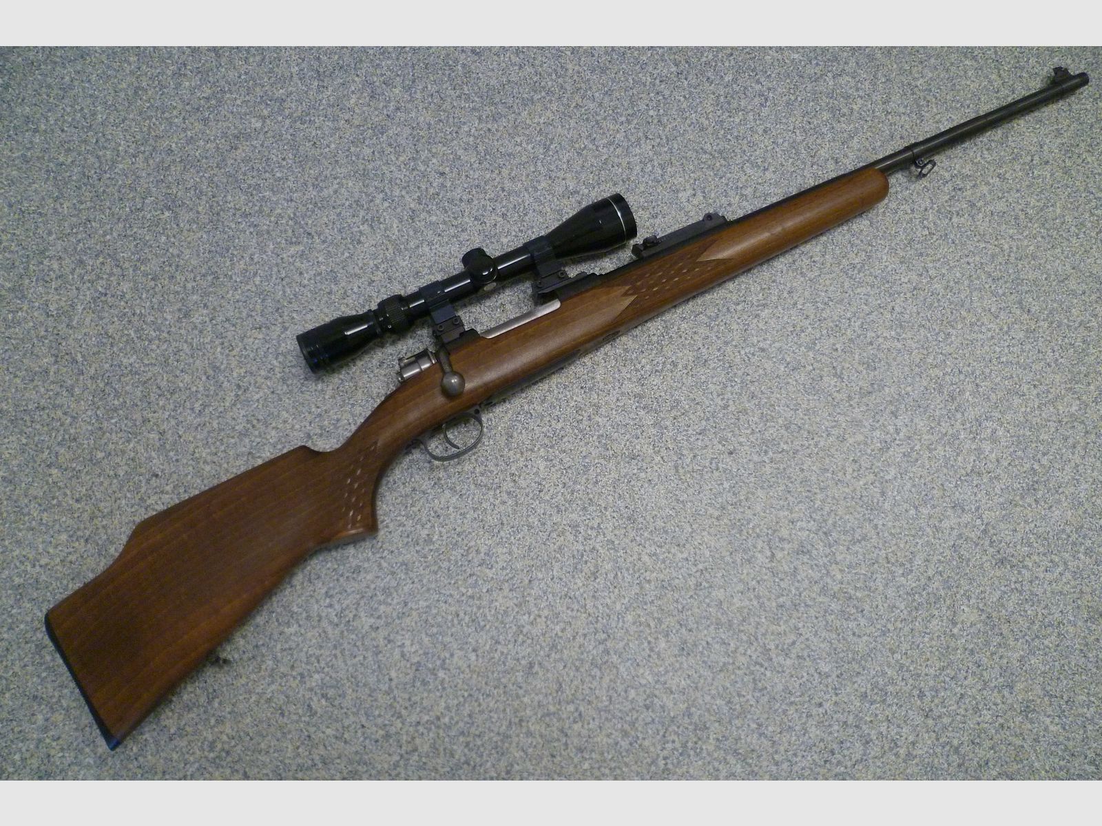 Carabine répétitrice Preduzece 44 8x57IS de chasse