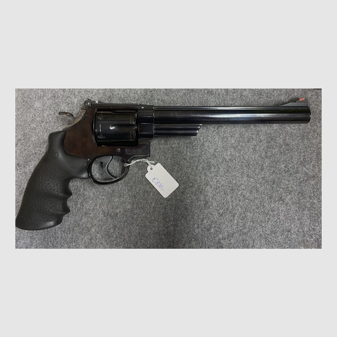 Smith + Wesson 29