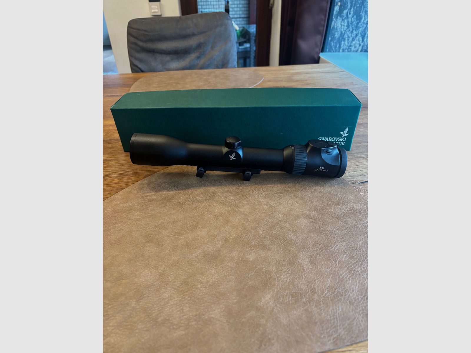 Swarovski Z6i 1.7-10x42 SR 