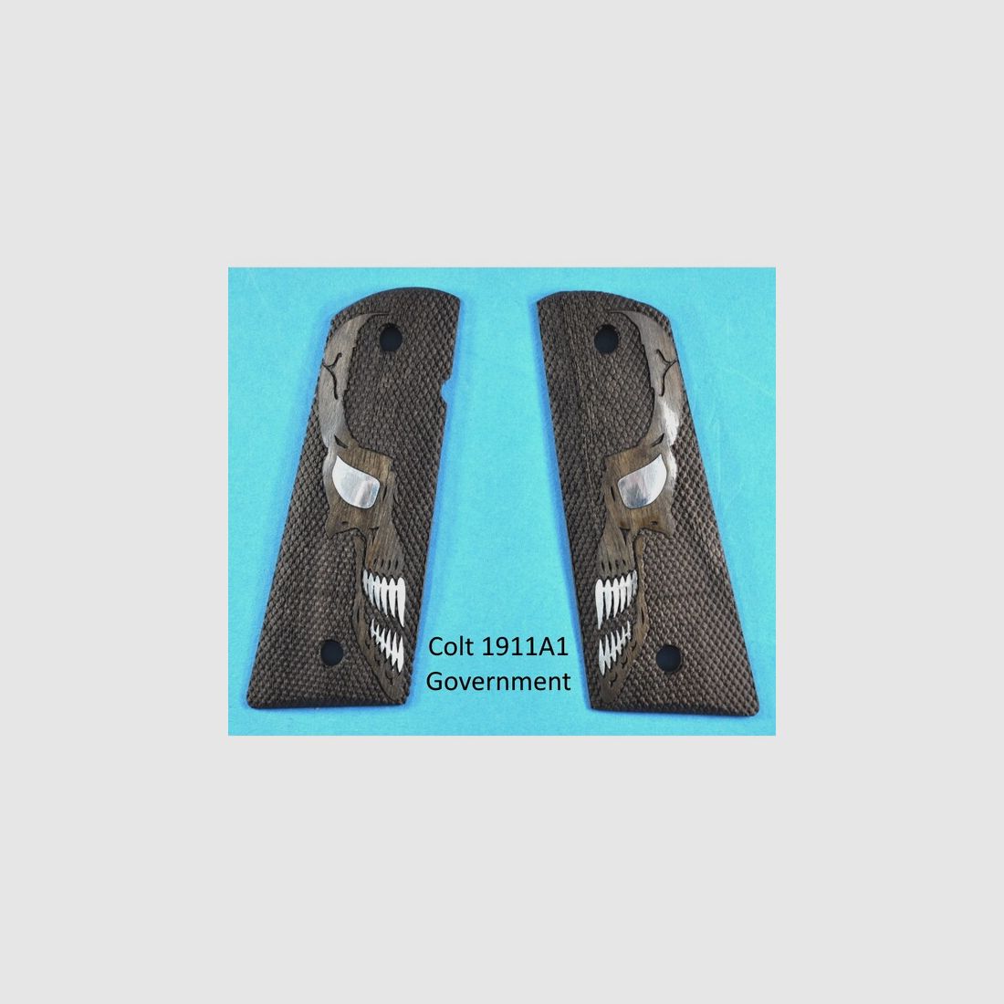 Nussbaum-Target-Griffschalen für Colt 1911A1 Government und Klone mit Totenkopf-Logo