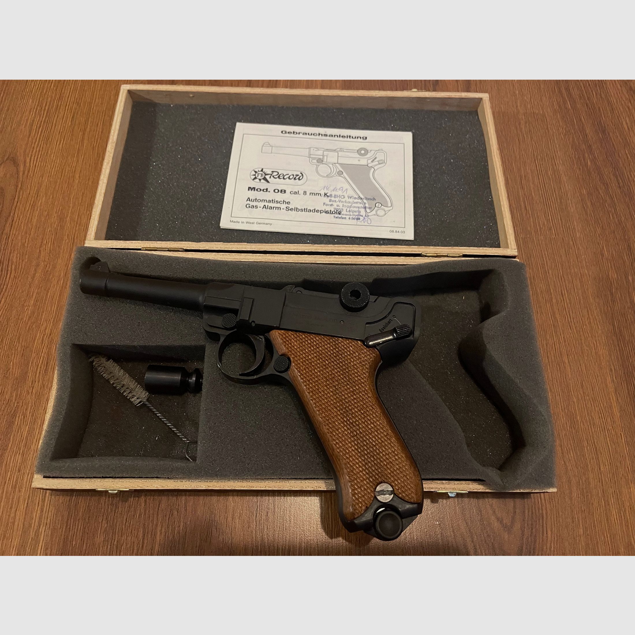 Record Mod. P 08, Cal. 8 mm K. black blued