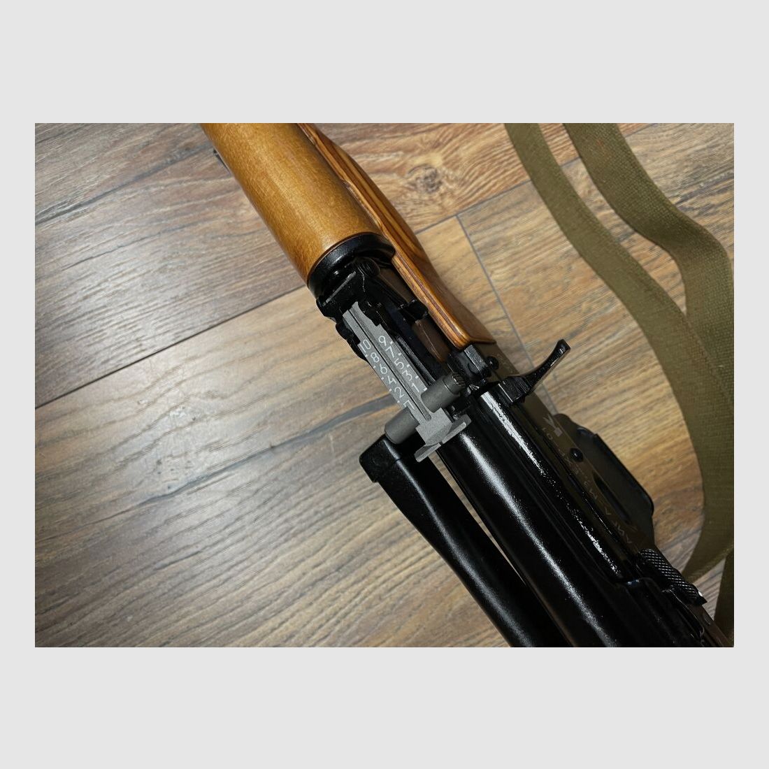 MGBs Sondermodell Izhmash Saiga MK 102 Retro - halbautom. Büchse .223Rem sportlich zugelassen! - mit Klappschaft! - zivile Version - System AKM AK47 AK74