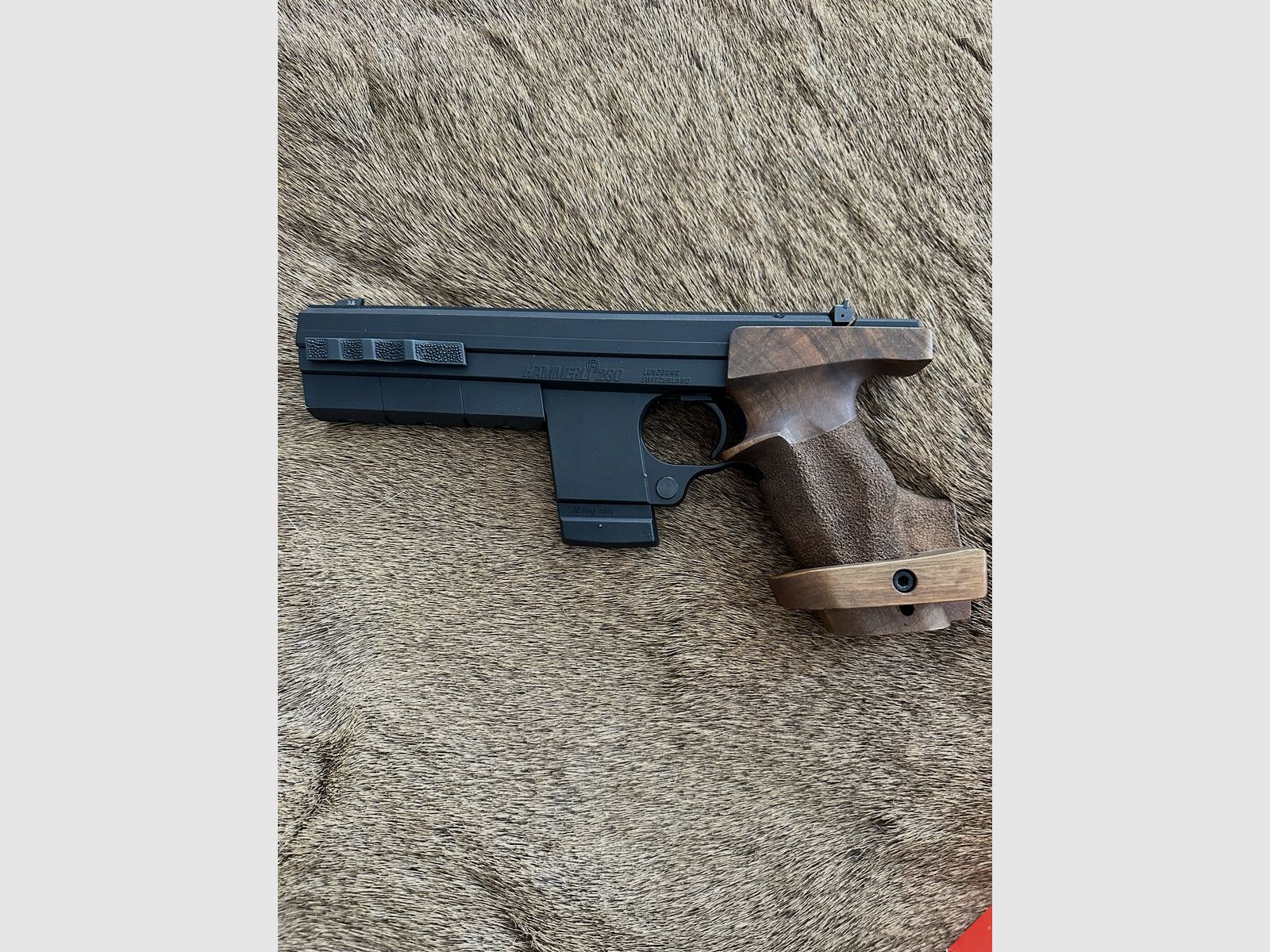 Hämmerli 280, ajustable a la IZQUIERDA