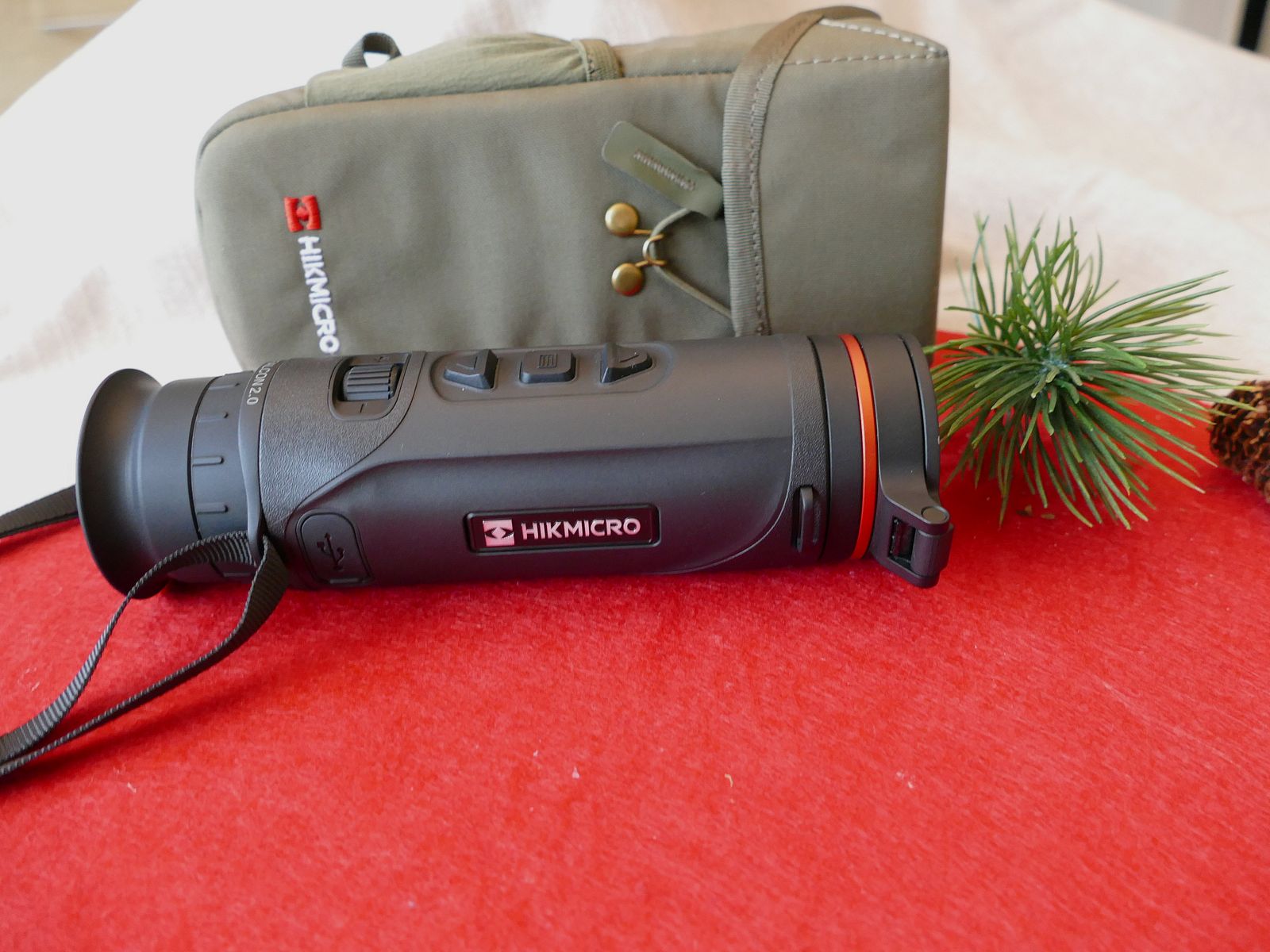 HikMicro Falcon FQ35 2.0, image 1 of 4