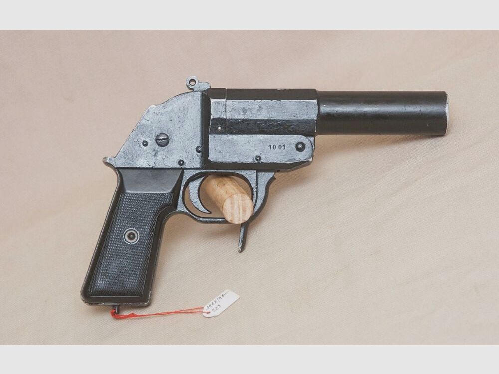 Suhl signal pistol SigPi