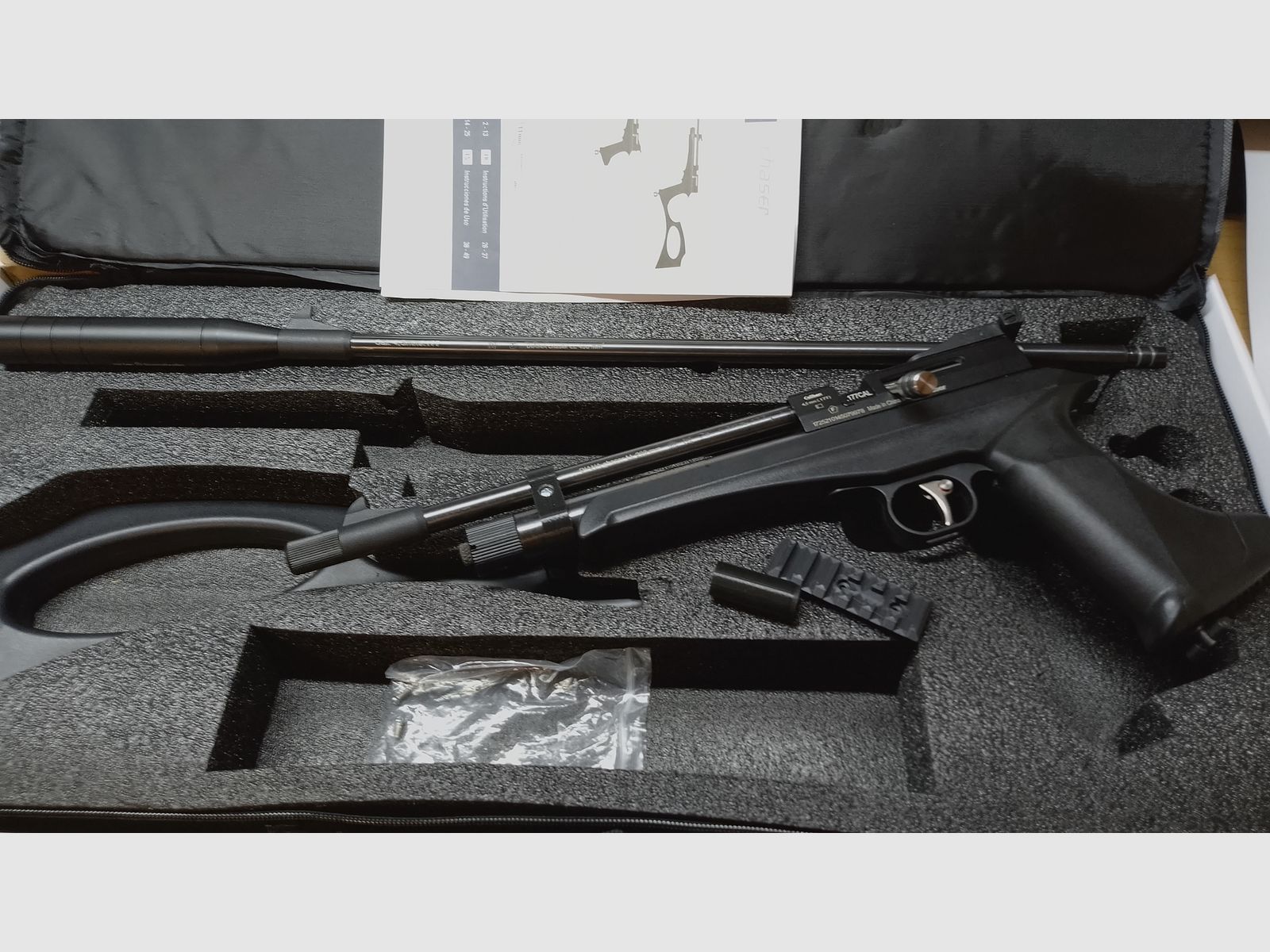 CO2 pistol and rifle Diana Chaser Rifle Set with suppressor caliber 4.5 mm