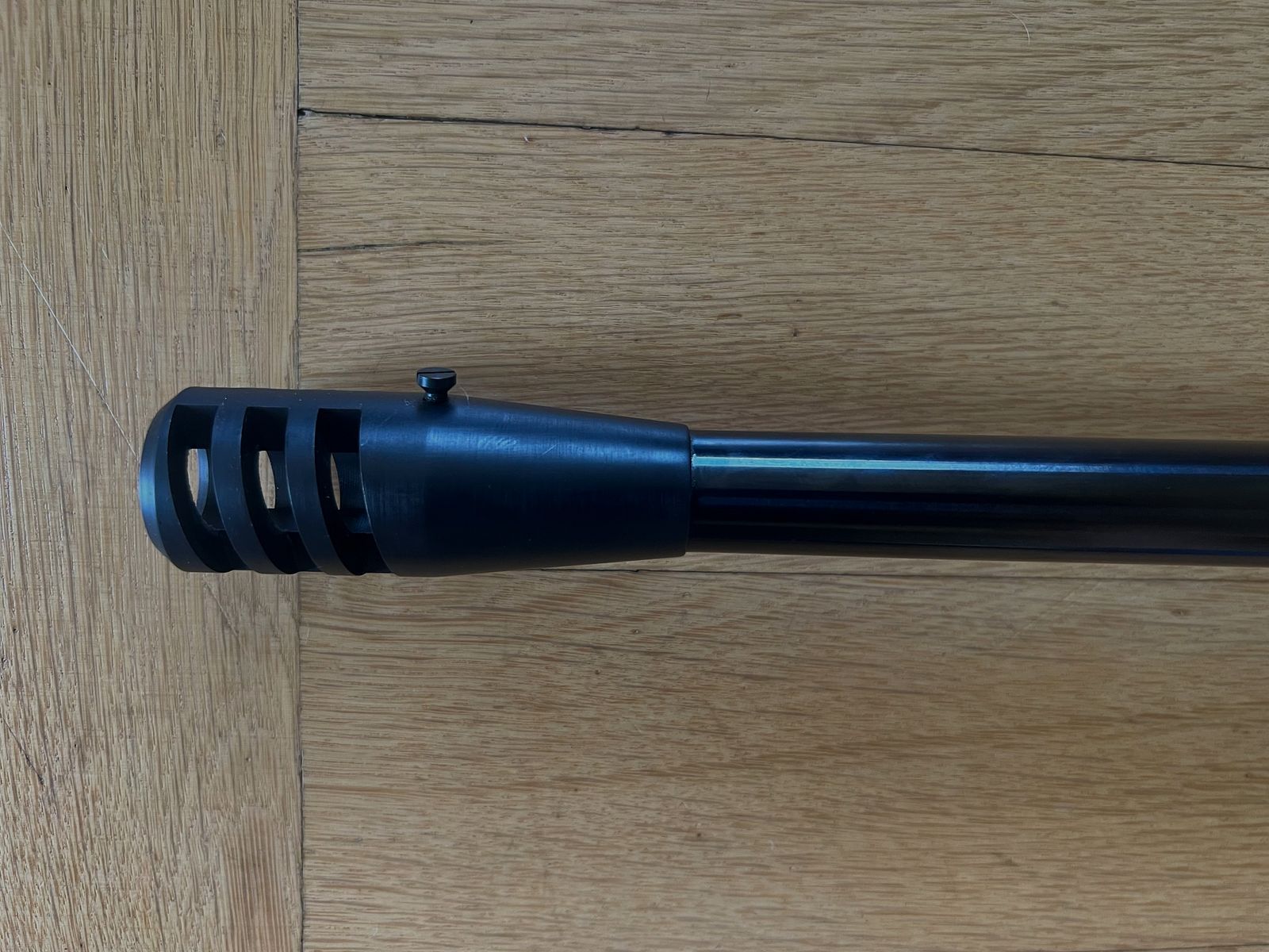 Kongsberg 393 met ZF Weaver 5-25x56mm scope