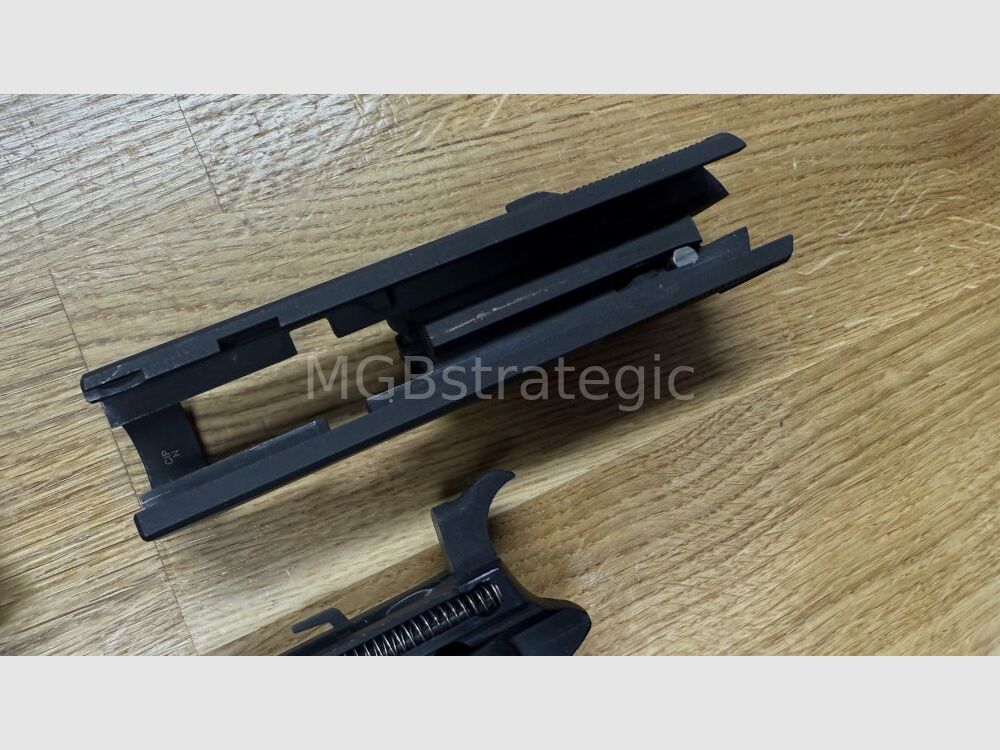 Walther P1 ex Bundeswehr Depobestand mit Depo Tüte inkl. 1x Magazin P38 halbautom. Pistole 9mmLuger P 38 / mit Depotverpackung Ex Bw Depotbestand