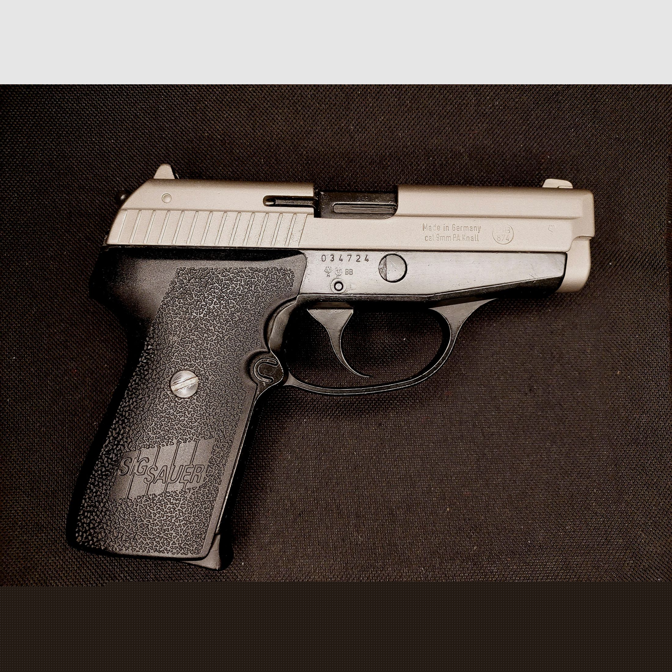 Sig Sauer P239 Nickel Schreckschusspistole im Kaliber 9 mm P.A.K. (PTB874) mit Fobus Holster