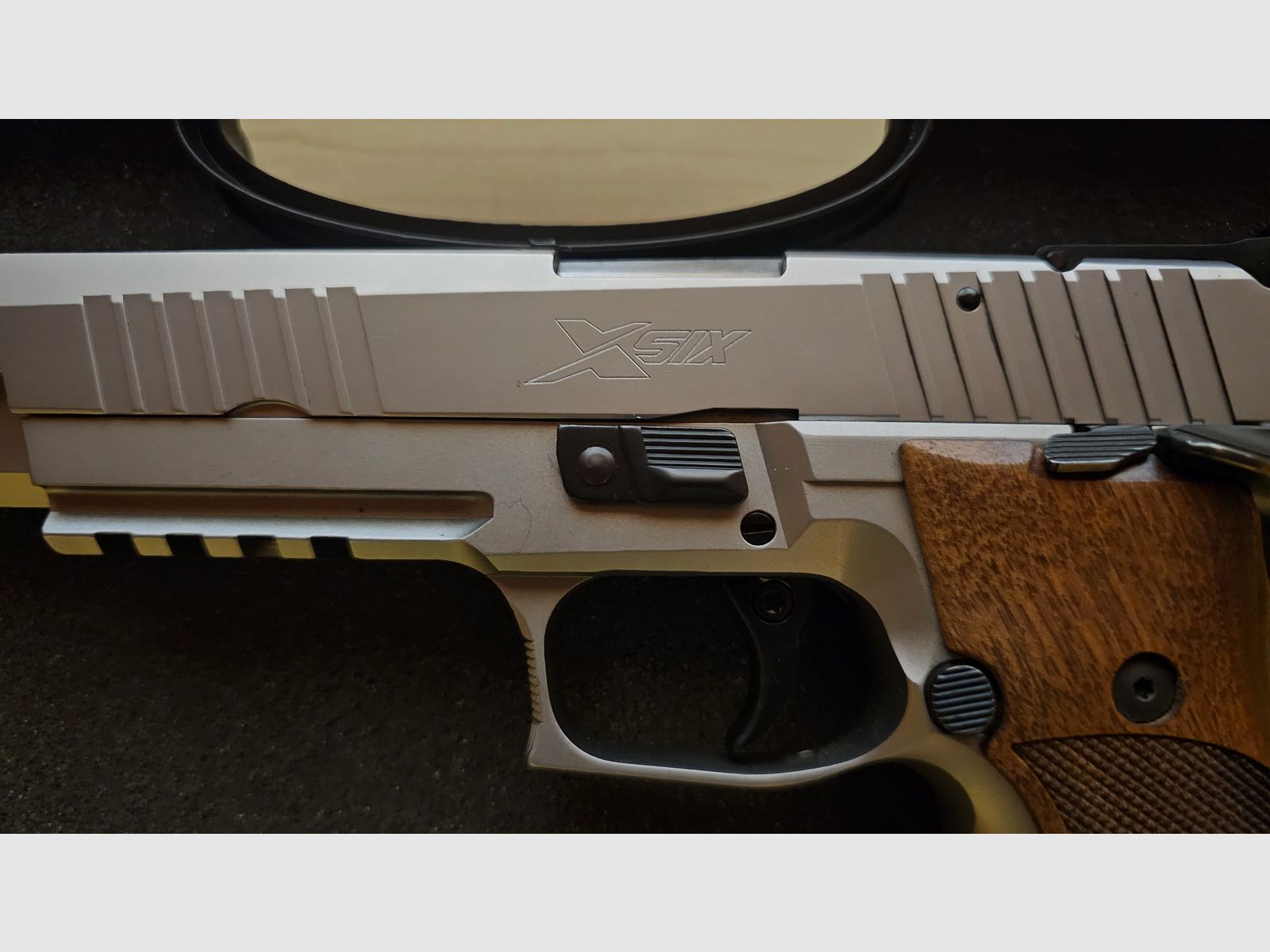 Sig Sauer P226 X-Six